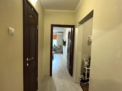 квартира за адресою Софії Русової вул., 3