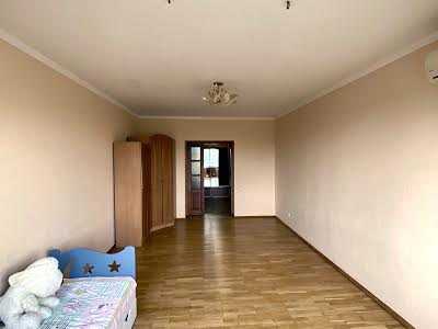 квартира за адресою Хмельницька вул., 10