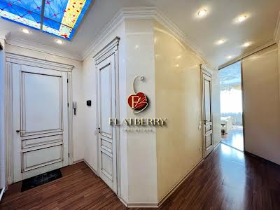 квартира за адресою Кудрявський узвіз, 3-Б