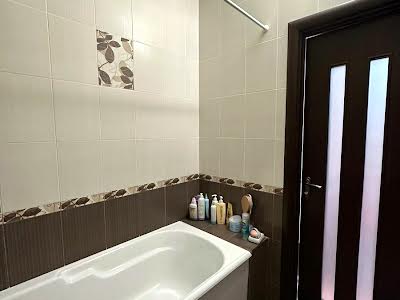 квартира за адресою Регенераторна вул., 4 к1