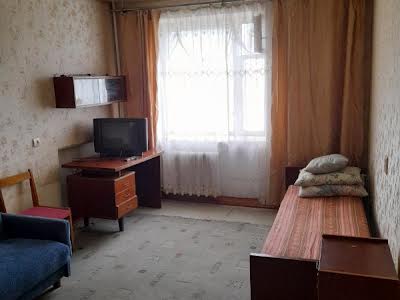 квартира за адресою Генерала Петрова вул., 48