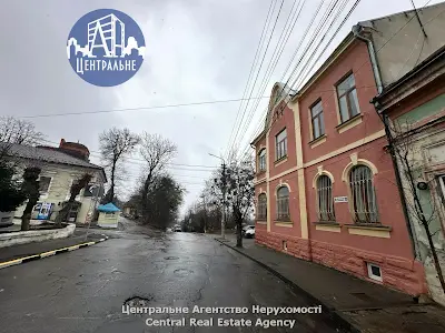 комерційна за адресою Конституційна вул. (28 Червня), 62