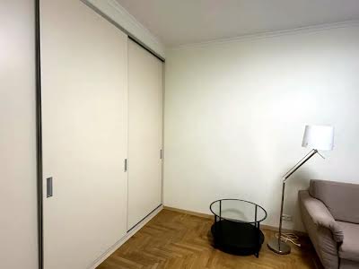 квартира за адресою Шота Руставелі вул., 26