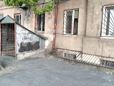 коммерческая по адресу Алексеевская пл., 11