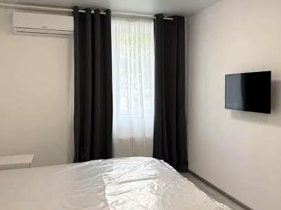 квартира за адресою Набережна вул., 8д