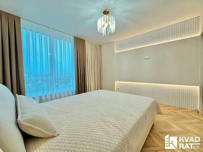 квартира по адресу Юліана Пелеша ул., 3