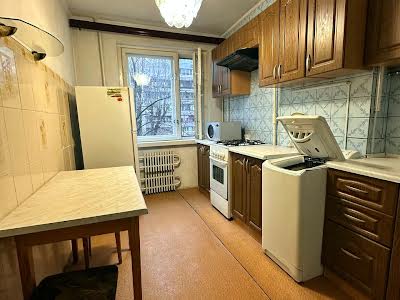 квартира по адресу Героев просп., 17