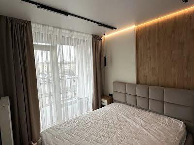 квартира за адресою Південний бульв., 32б