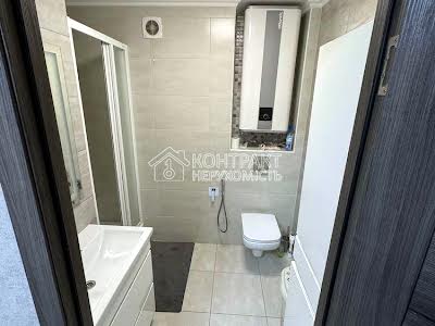 квартира за адресою Астрономічна вул., 35г