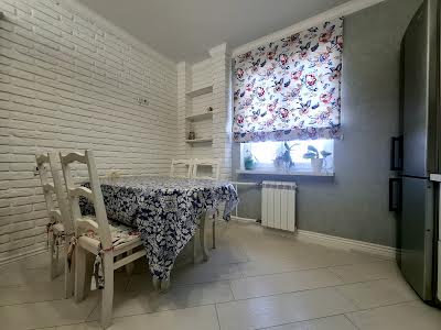 квартира за адресою Урлівська вул., 38
