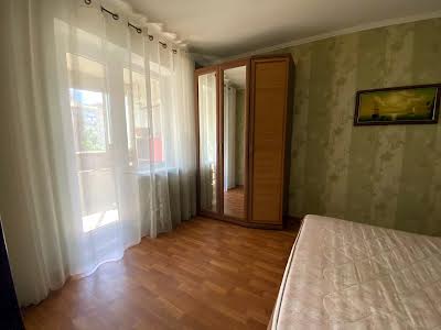 квартира по адресу Героев просп., 21