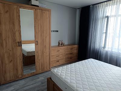 квартира за адресою Оптимістична вул., 1
