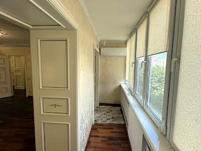 квартира за адресою Миру просп., 4-А
