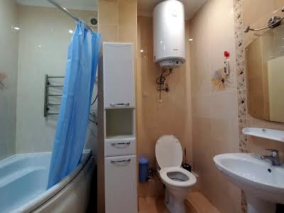 квартира за адресою Зоопаркова вул., 10