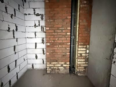 квартира за адресою Машинобудівників, 16