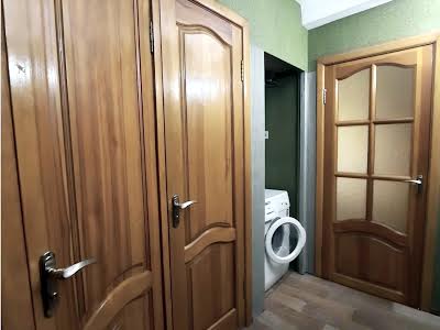 квартира по адресу Ореста Левицкого ул. (Академіка Курчатова), 3