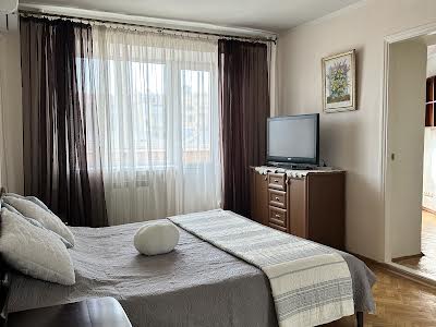 квартира за адресою Шота Руставелі вул., 25