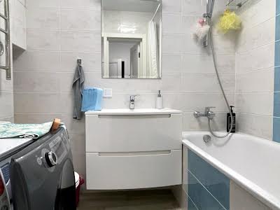 квартира по адресу Соломии Крушельницкой ул., 13