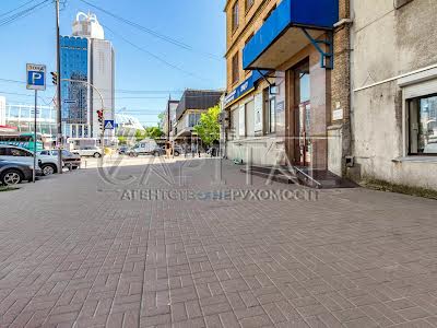 коммерческая по адресу Большая Васильковская ул. (Красноармейская), 74