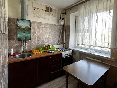 квартира за адресою 600-річчя вул., 68