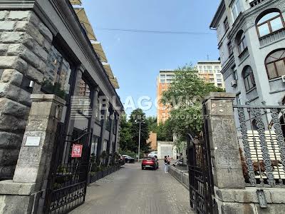 квартира за адресою Хрещатик вул. (Kreschatic), 29