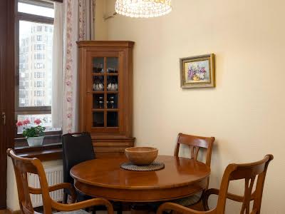 квартира за адресою Жилянська вул., 59