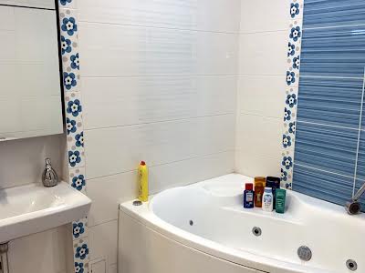 квартира за адресою Юрія Шумського вул., 1а
