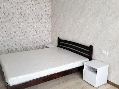 квартира по адресу Львовская ул., 15б