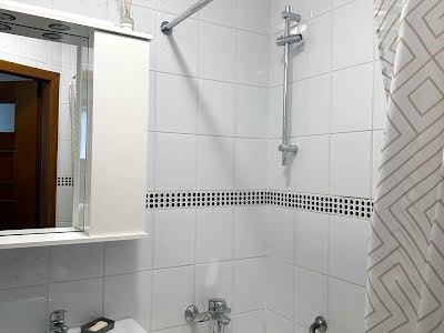 квартира по адресу Свободы просп. (Ленина), 8