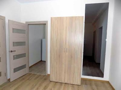 квартира за адресою Ованеса Туманяна вул., 15А