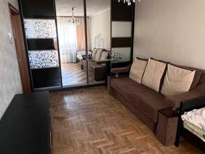 квартира за адресою Автозаводська вул., 39