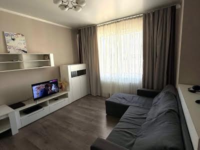 квартира за адресою Радужна вул., 22