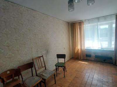 квартира за адресою Молоді просп., 6а
