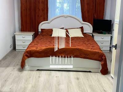 квартира за адресою Світлицького вул., 25