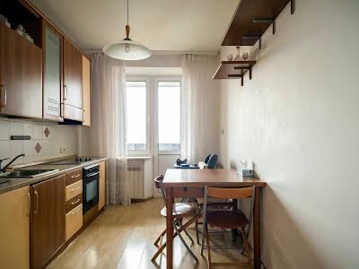 квартира по адресу Старонаводницкая ул., 8