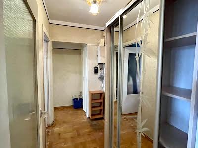 квартира по адресу Небесной Сотни просп. (Маршала Жукова), 41