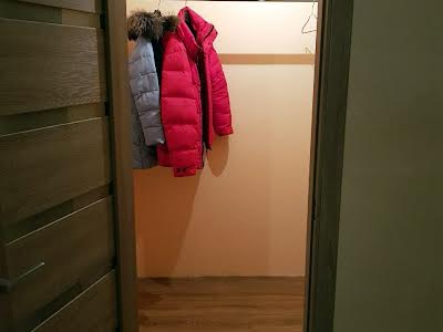 квартира за адресою Ревуцького вул., 40-Г