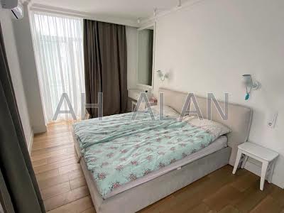 квартира за адресою Регенераторна вул., 4 к14