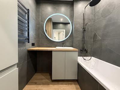 квартира за адресою Молодіжна, 8