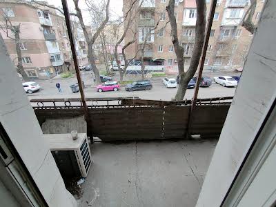 коммерческая по адресу Троицкая ул., 7