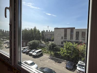 квартира за адресою Михайла Максимовича вул. (Онуфрія Трутенка), 9-В
