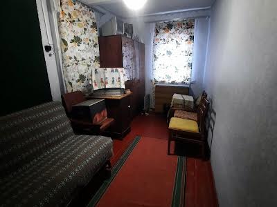 будинок за адресою Першотравнева