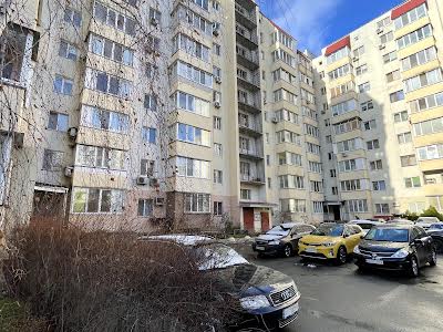 квартира за адресою Соснова вул., 5