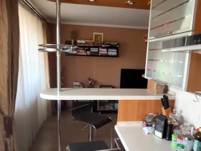 квартира за адресою Набережно-Хрещатицька вул., 35а