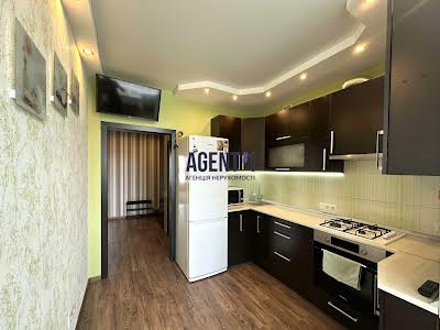 квартира за адресою Миру вул., 11-А