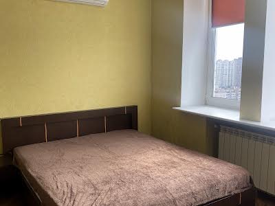 квартира за адресою Драгоманова вул., 6-А