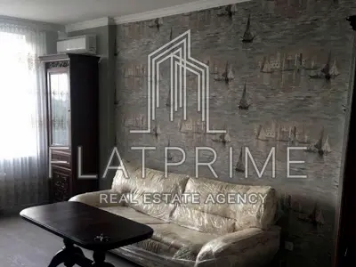 квартира за адресою Всеволода Петріва пров. (Щербакова), 52