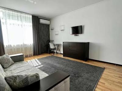 квартира за адресою Пасічна вул., 10