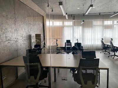 коммерческая по адресу Кловский спуск, 7