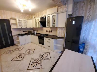 квартира по адресу с. Софиевская борщаговка, Миру ул., 9